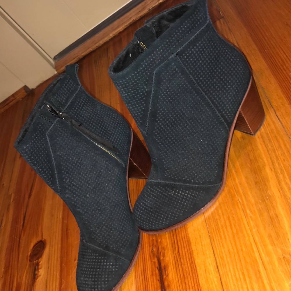 Cute Toms High Heel Black Ankle Boots